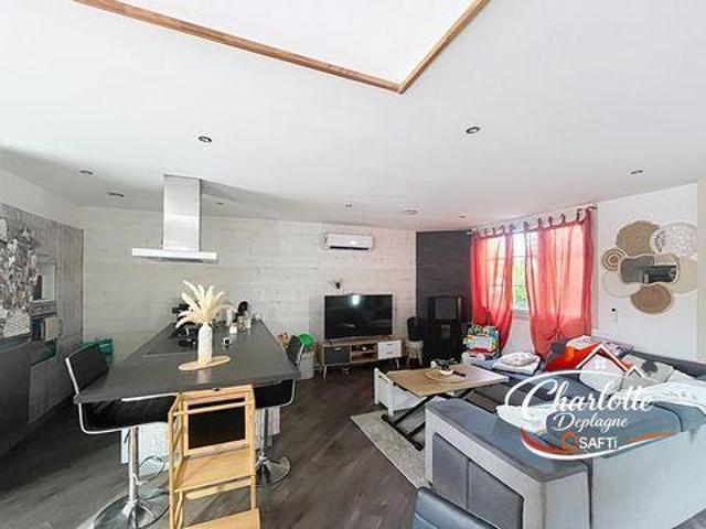 Villa 2 chambres, Montrem Aquitaine 24110 DLS105348497