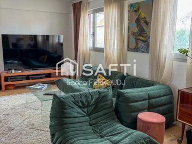 Villa 2 chambres, Montreuil Île 93100 ES105747042