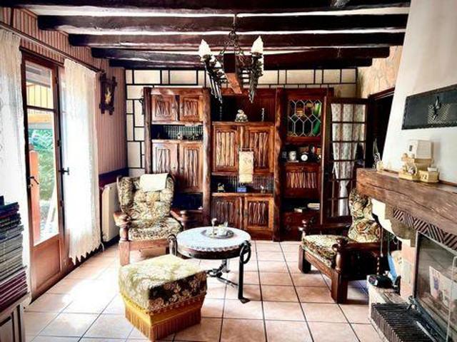 Villa 2 chambres, Nailly Bourgogne 89100 DS104259960