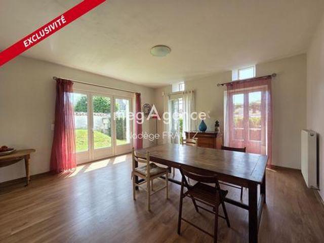 Villa 2 chambres, Aumagne Poitou 17770 DS102721444
