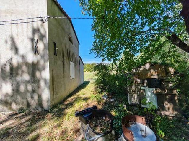 Villa 2 chambres, Aiglun Provence 04510 DLS105472264