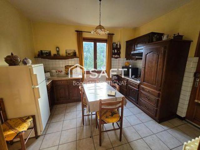 Villa 2 chambres, Ambert Auvergne 63600 ES99429401