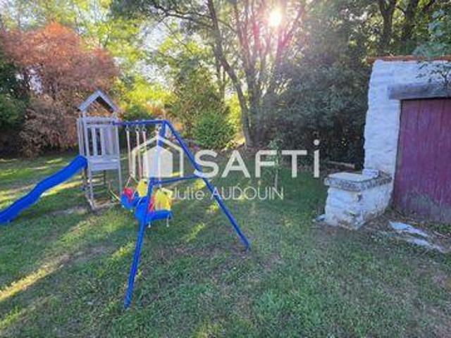 Villa 2 chambres, Bazauges Poitou 17490 ES106200235