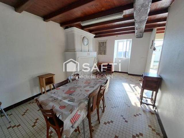 Villa 2 chambres, Berneuil Poitou 17460 DS100775097