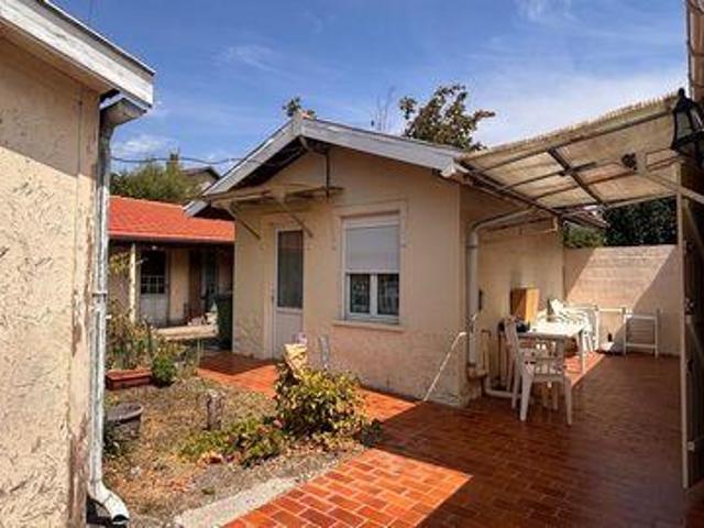 Villa 2 chambres, Bordeaux Aquitaine 33000 ES105170741