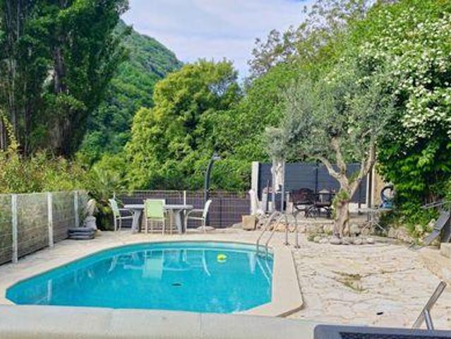 Villa 2 chambres, Bouyon Provence 06510 DLS101955269