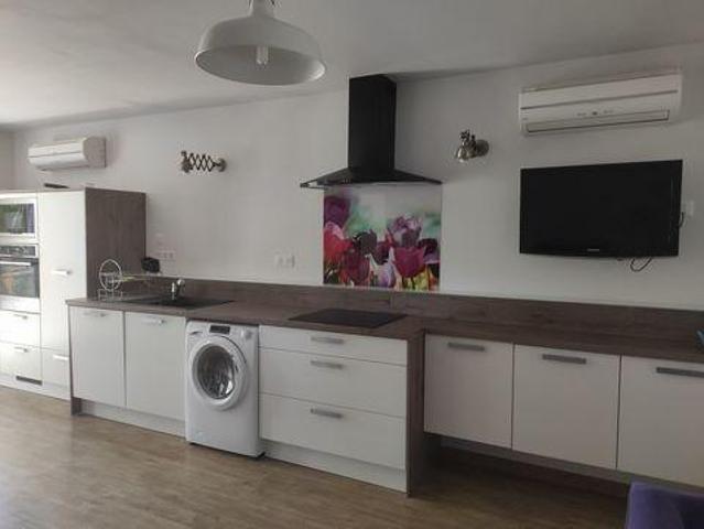 Villa 2 chambres, Caderousse Provence Alpes Côte d'Azur 84860 DS96310822