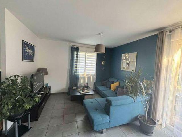 Villa 2 chambres, Champs Auvergne 15270 DS100238954