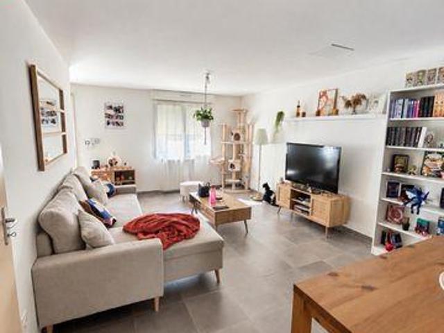 Villa 2 chambres, Chabeuil Rhône 26120 DLS105039374