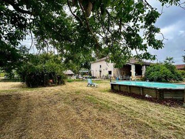 Villa 2 chambres, Civrac Aquitaine 33350 DLS103743539