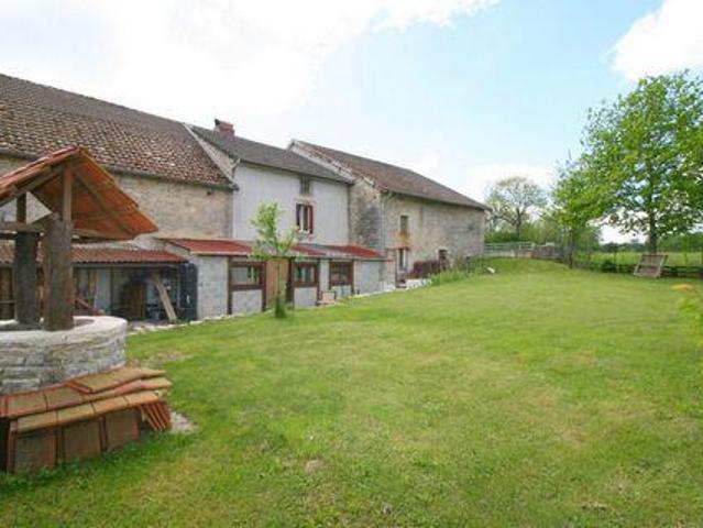 Villa 2 chambres, Clairvaux Franche 39130 DLS105398656