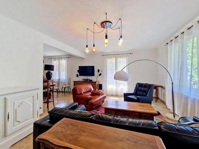 Villa 2 chambres, L' Isle Provence 84800 DS103156102