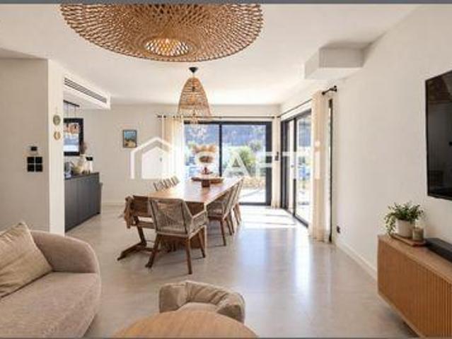 Villa 2 chambres, La Destrousse Provence 13112 DLS105530015