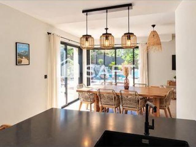 Villa 2 chambres, La Destrousse Provence 13112 ELS105530015