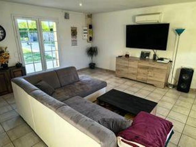 Villa 2 chambres, La Jarrie Poitou 17330 DLS105606921