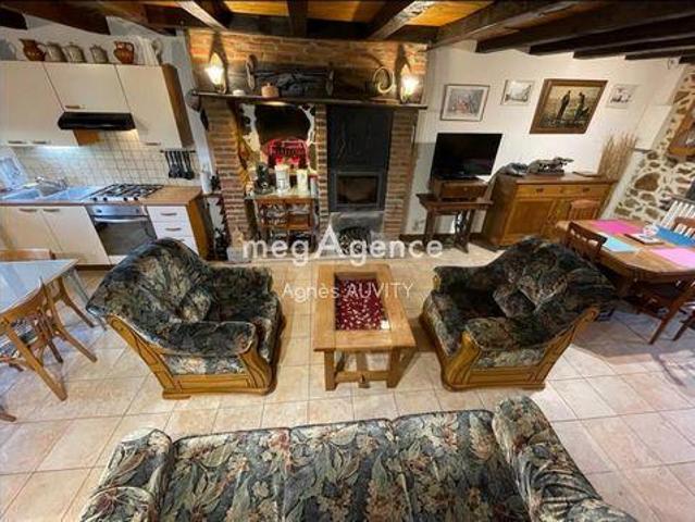 Villa 2 chambres, La Petite Auvergne 03420 DLS105708123