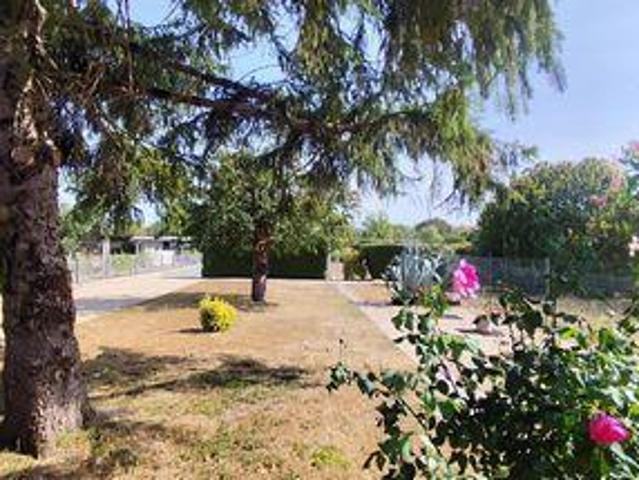 Villa 2 chambres, Landes Poitou 17380 ES104976692