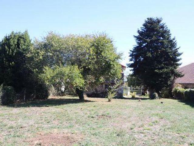 Villa 2 chambres, Londigny Poitou 16700 DLS105472143