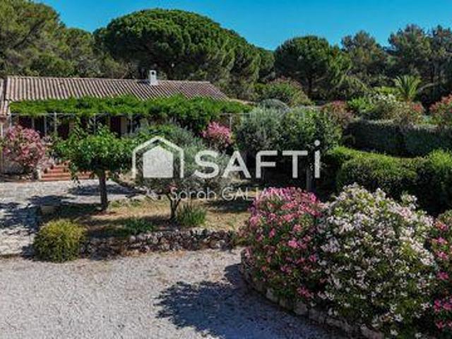 Villa 2 chambres, Roquebrune Provence 83520 DS102888042