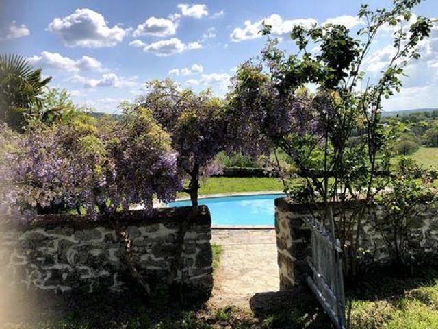 Villa 2 chambres, Saint Auvergne 15600 DS102208735