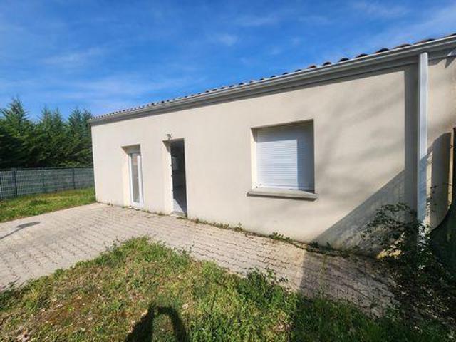 Villa 2 chambres, Saint Aquitaine 33240 DLS105273031