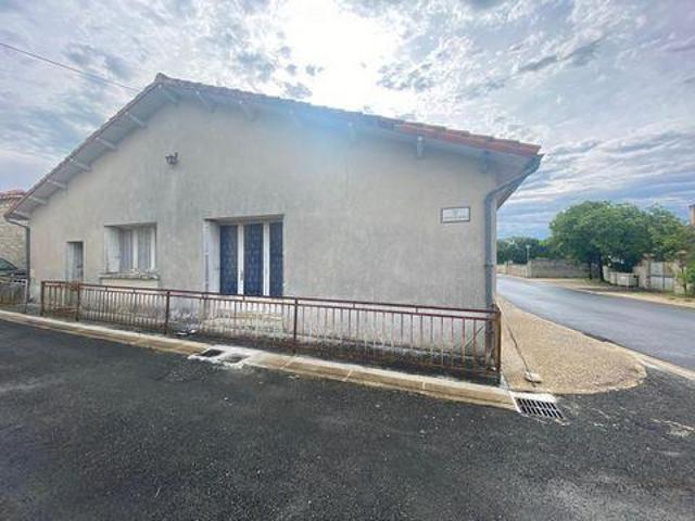 Villa 2 chambres, Saint Poitou 16140 ES100774830