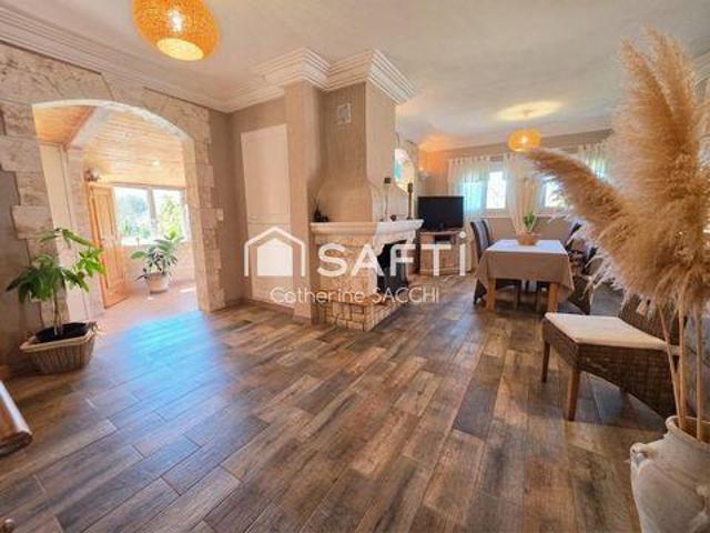 Villa 2 chambres, Saint Provence 83700 ES104041203