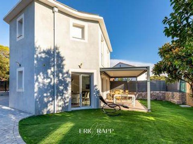Villa 2 chambres, Saint Provence 83700 ES100734824