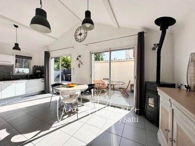Villa 2 chambres, Saint Rhône 01700 ELS105188376