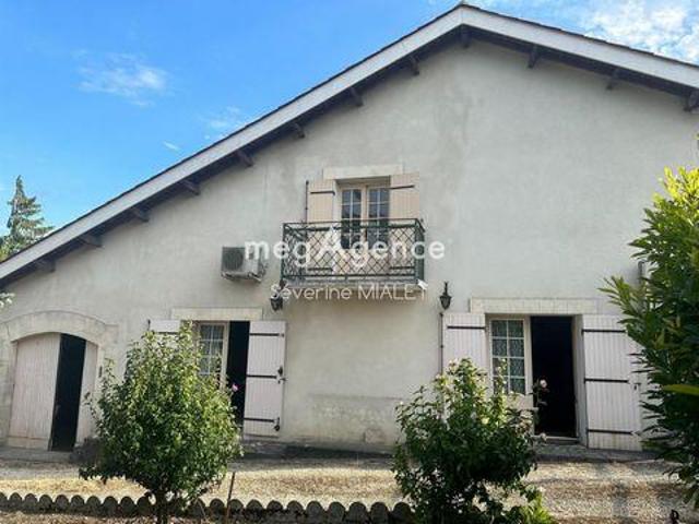 Villa 2 chambres, Salles Poitou 16130 DS103846183