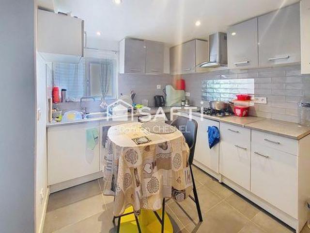 Villa 2 chambres, Saulzais Centre 18360 ES103491605