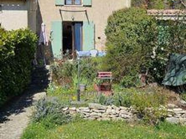 Villa 2 chambres, Vacheres Provence 04110 DLS105312719
