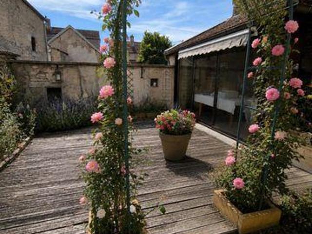 Villa 2 chambres, Vanvey Bourgogne 21400 DLS104073489