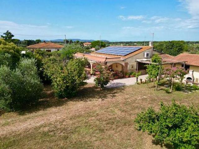 Villa 3 camere da letto, Campiglia Marittima Tuscany 57021 DS101623107