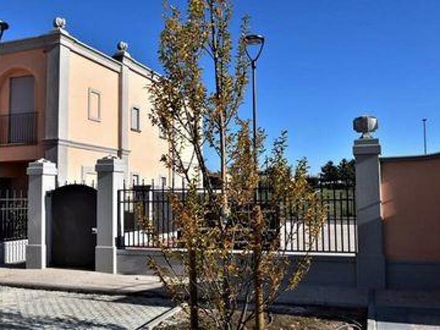 Villa 3 camere da letto, Castel del Piano Umbria 06132 DLS96319802