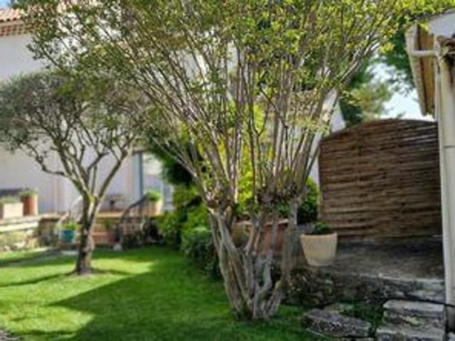Villa 3 chambres, Malemort Provence 84570 ES100738807