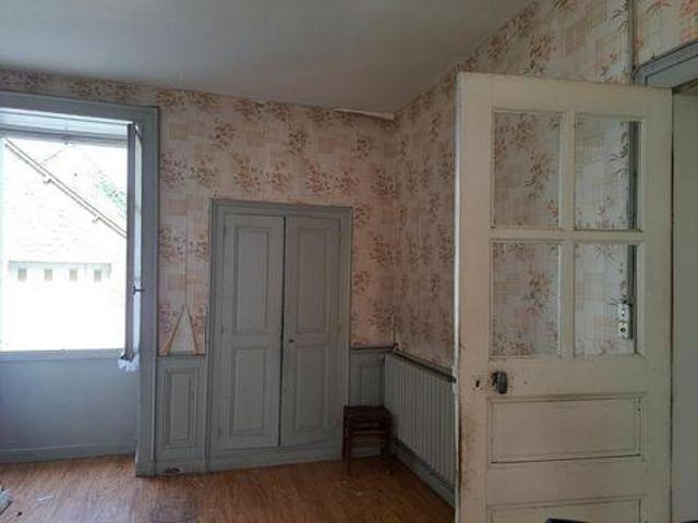 Villa 3 chambres, Mezangers Pays de la Loire 53600 DLS101026116