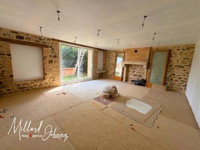 Villa 3 chambres, Mornay Bourgogne 71220 DS99314426