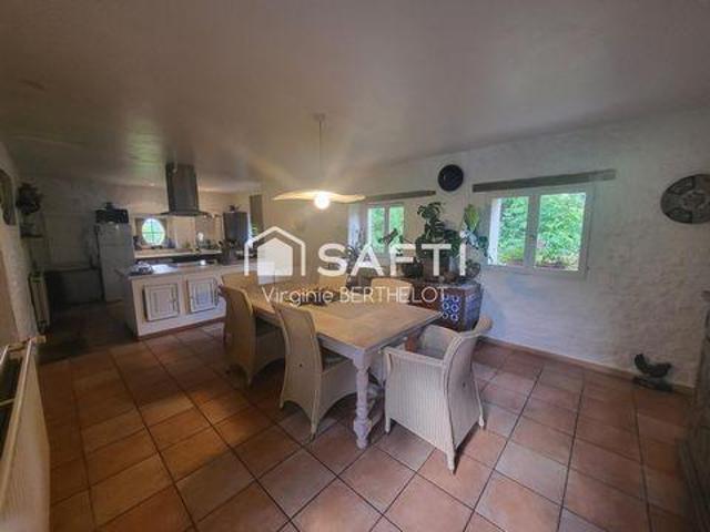 Villa 3 chambres, Nanteuil Poitou 79400 DS102251541