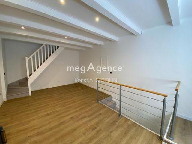 Villa 3 chambres, Neoules Provence 83136 DLS101230619