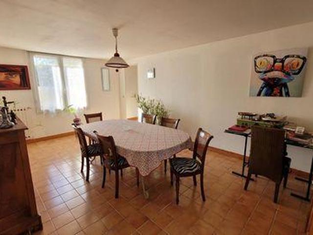 Villa 3 chambres, Noyen Pays de la Loire 72430 DS100314814