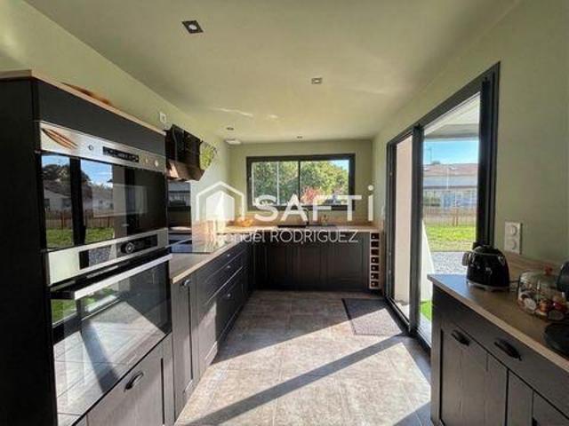 Villa 3 chambres, Arengosse Aquitaine 40110 ES105312856