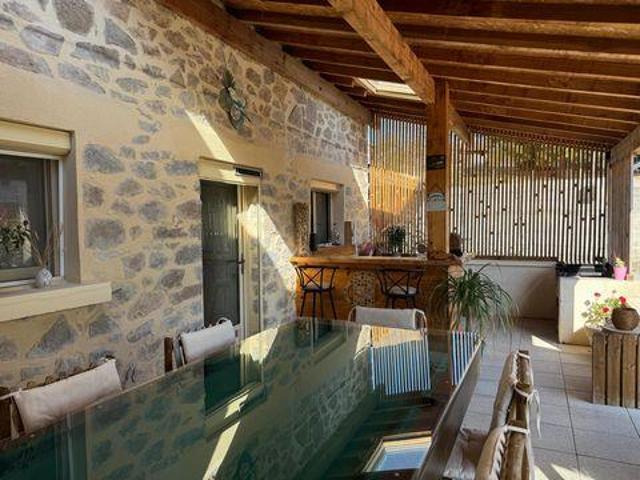 Villa 3 chambres, Bussière Limousin 87230 DS102857031