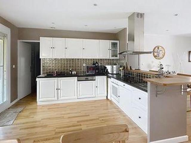 Villa 3 chambres, Bassens Aquitaine 33530 ES102956912