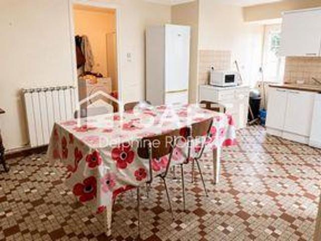 Villa 3 chambres, Beurlay Poitou 17250 DS105490474