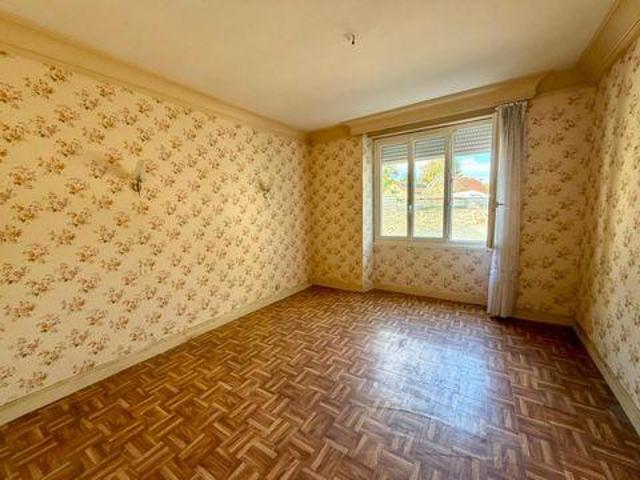 Villa 3 chambres, Bord Limousin 23230 ELS105039304