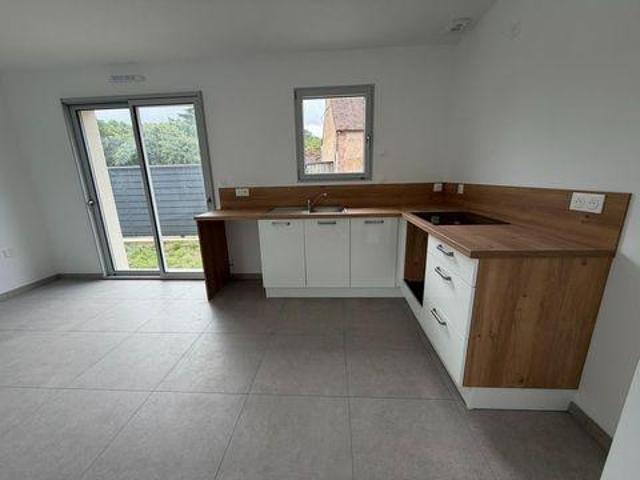 Villa 3 chambres, Connerré Pays de la Loire 72160 DS103359682