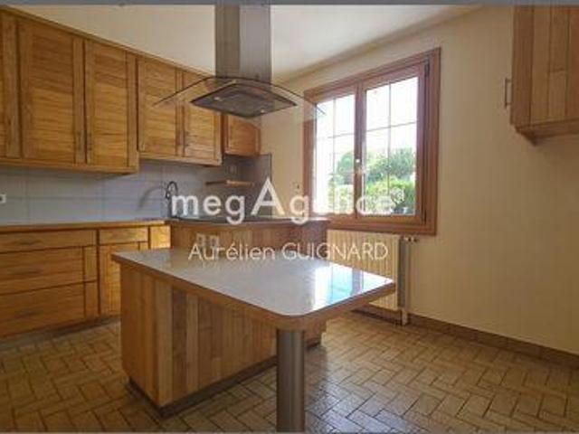 Villa 3 chambres, Bressuire Poitou 79300 DLS101520936