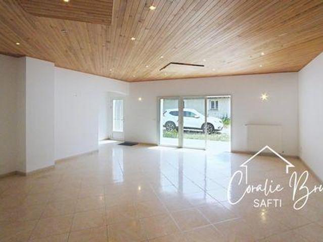 Villa 3 chambres, Cubnezais Aquitaine 33620 DLS103014741