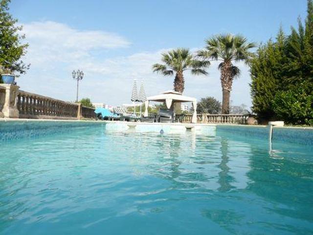 Villa 3 chambres, Cannes Provence Alpes Côte d'Azur 06400 DS96308591